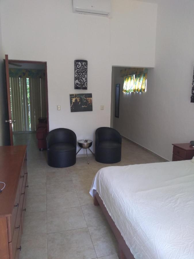 Colorines Villa *