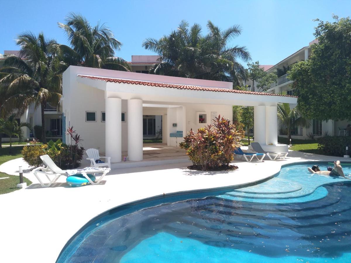 Colorines Villa *